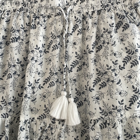 NWOT Cleobella White/Navy Midi Skirt! Sz Small. - Picture 2 of 6